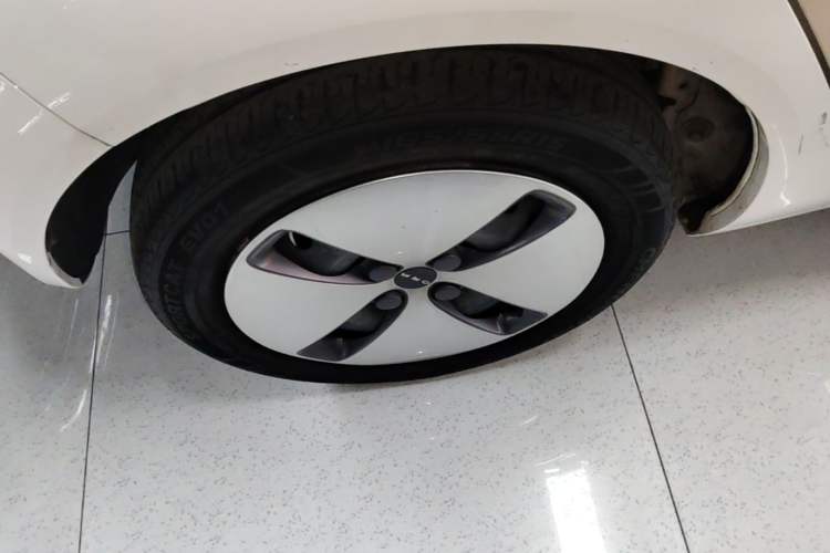Used ORA Black Cat 2021 301km Cute Pet Edition Right Rear Wheel Hub