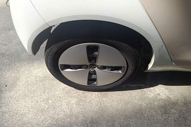 Used ORA Black Cat 2021 301km Cute Pet Edition Right Rear Wheel Hub