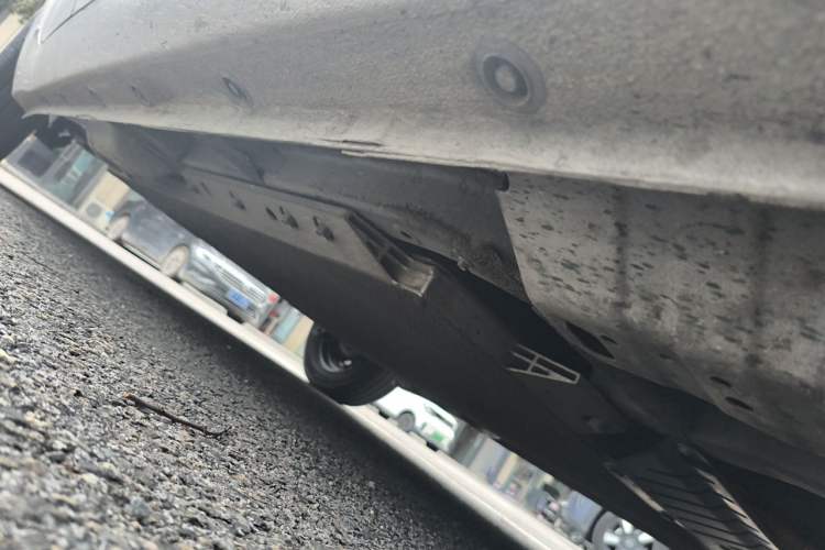 Used ORA Black Cat 2021 301 km Basic Version Chassis Front Right