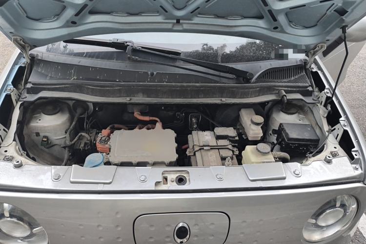 Used ORA Black Cat 2021 301 km Basic Version Engine Bay