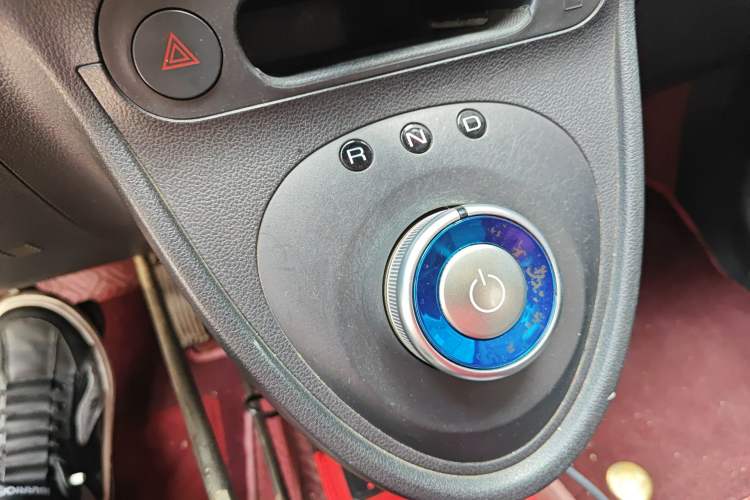 Used ORA Black Cat 2021 351 km Luxury Version Gear Lever
