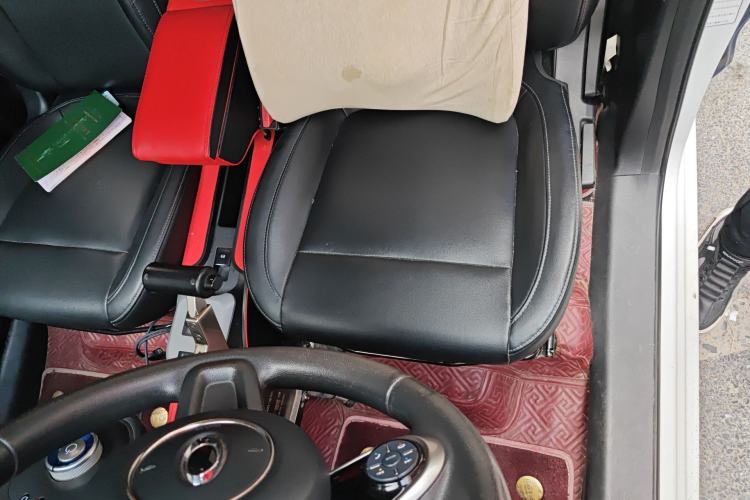 Used ORA Black Cat 2021 351 km Luxury Version Left Front Seat