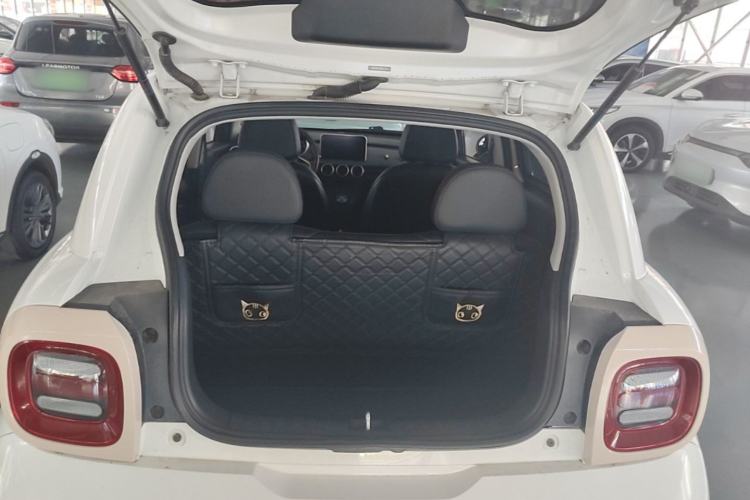 Used ORA Black Cat 2021 351 km Standard Version Trunk