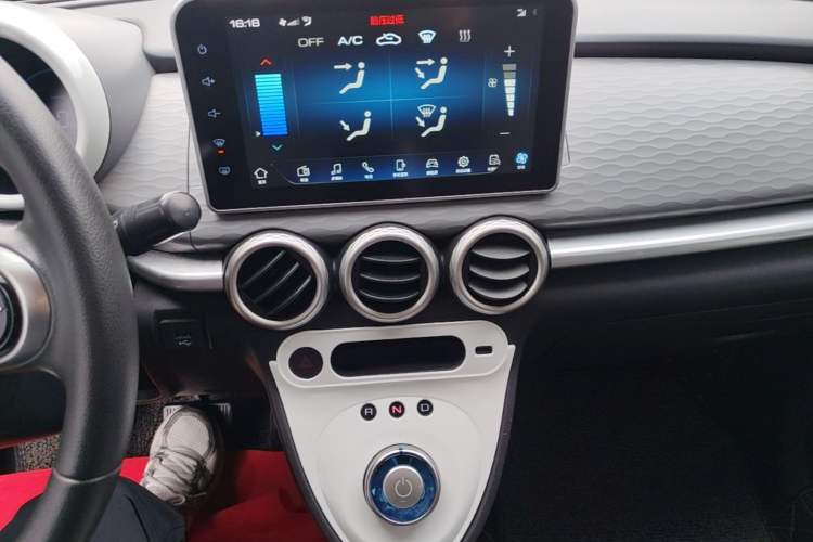 Used ORA Black Cat 2021 301km Cute Pet Edition Audio And AC Panel