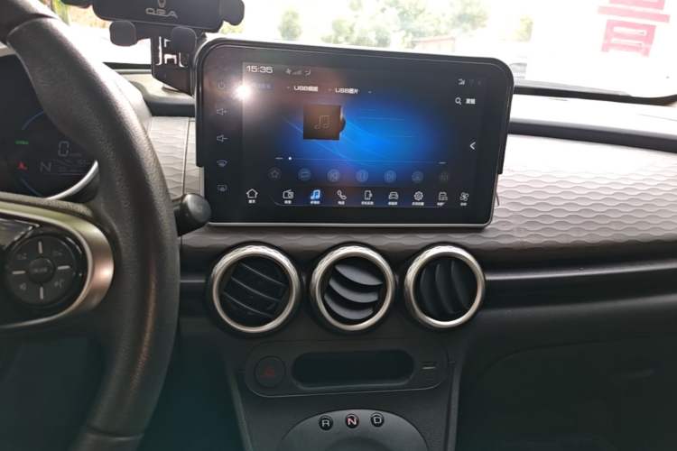 Used ORA Black Cat 2021 301 km Basic Version Audio And AC Panel