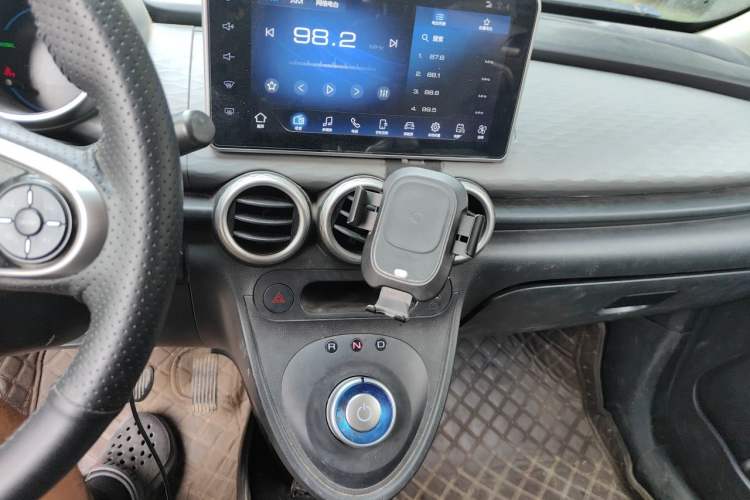 Used ORA Black Cat 2021 351 km Standard Version Audio And AC Panel