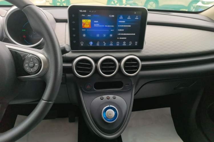 Used ORA Black Cat 2021 301 km Basic Version Audio And AC Panel