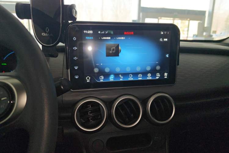 Used ORA Black Cat 2021 301 km Basic Version Audio And AC Panel