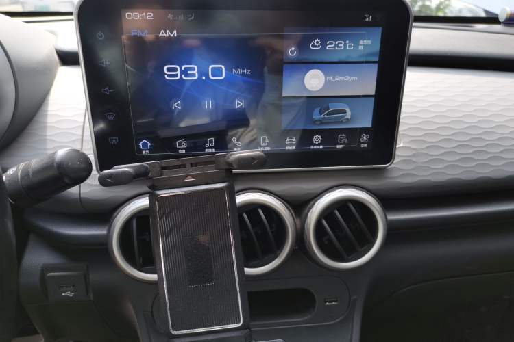 Used ORA Black Cat 2021 301 km Basic Version Audio And AC Panel