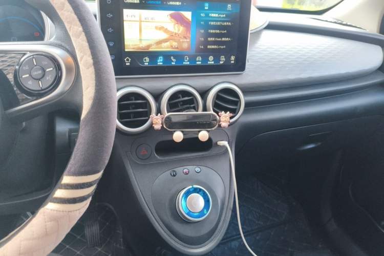 Used ORA Black Cat 2021 301 km Basic Version Audio And AC Panel