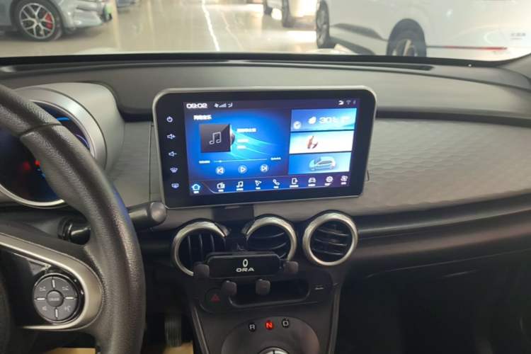 Used ORA Black Cat 2021 351 km Luxury Version Audio And AC Panel