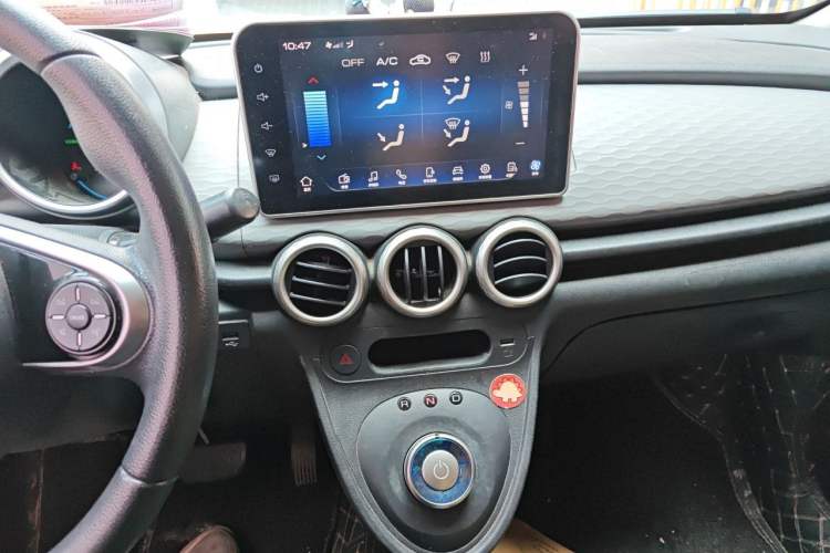 Used ORA Black Cat 2021 301 km Basic Version Audio And AC Panel