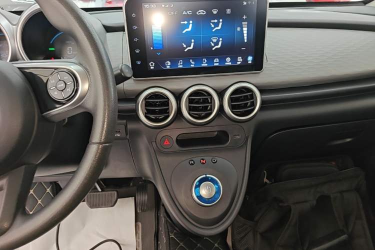 Used ORA Black Cat 2021 351 km Standard Version Audio And AC Panel