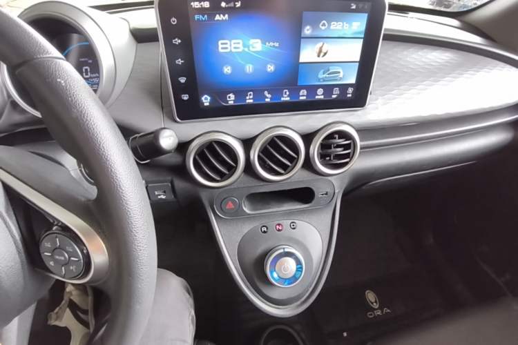 Used ORA Black Cat 2021 351 km Standard Version Audio And AC Panel