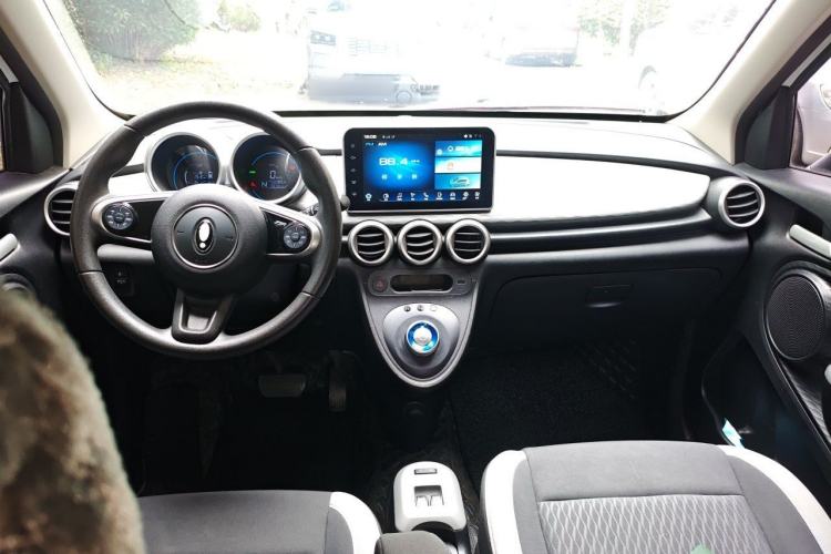 Used ORA Black Cat 2021 351 km Luxury Version Center Console