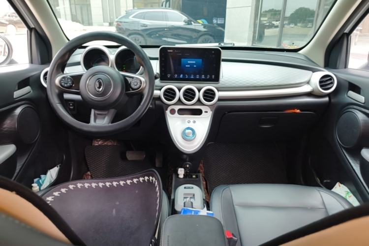 Used ORA Black Cat 2021 351 km Standard Version Center Console