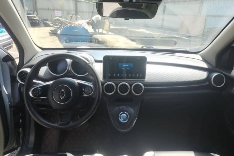 Used ORA Black Cat 2021 405 km Long-Range Version Center Console