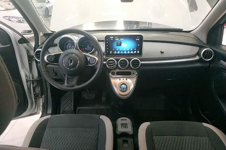 Used ORA Black Cat 2021 301km Cute Pet Edition Center Console