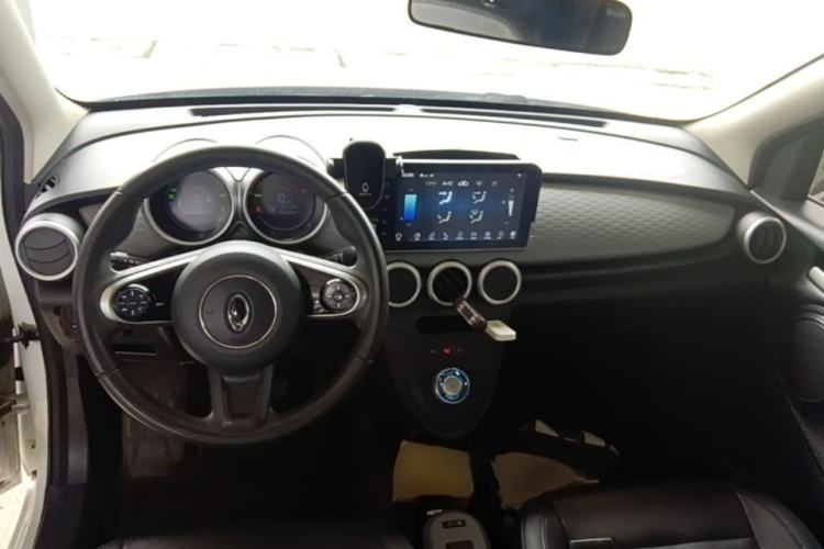 Used ORA Black Cat 2021 351 km Standard Version Center Console