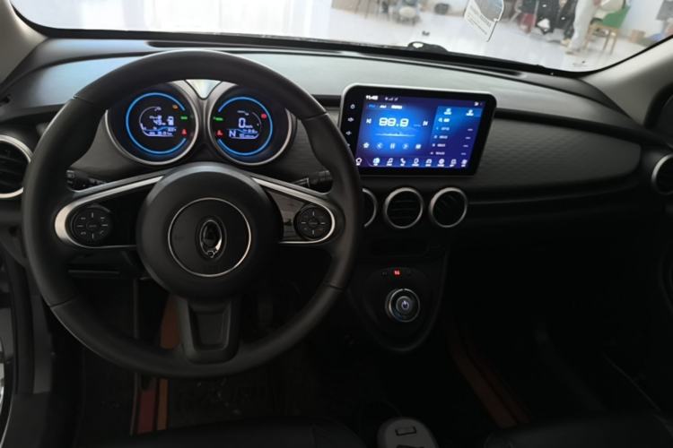 Used ORA Black Cat 2021 351 km Standard Version Center Console