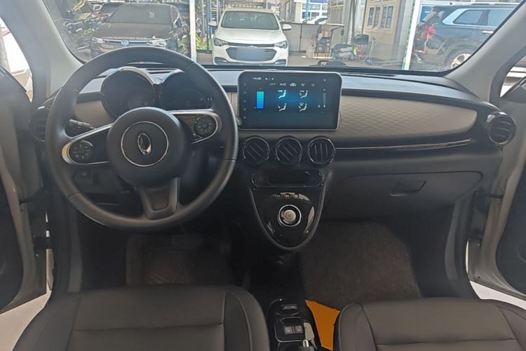 Used ORA Black Cat 2021 351 km Standard Version Center Console