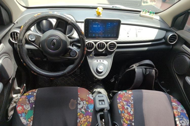 Used ORA Black Cat 2021 301 km Basic Version Center Console