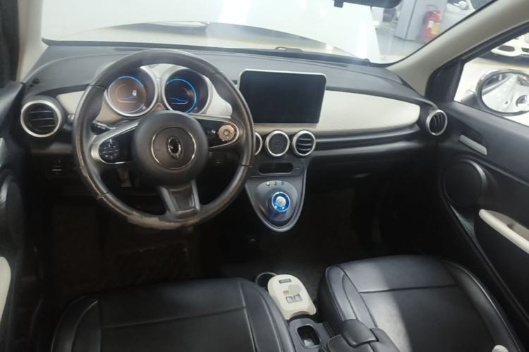 Used ORA Black Cat 2021 351 km Luxury Version Center Console