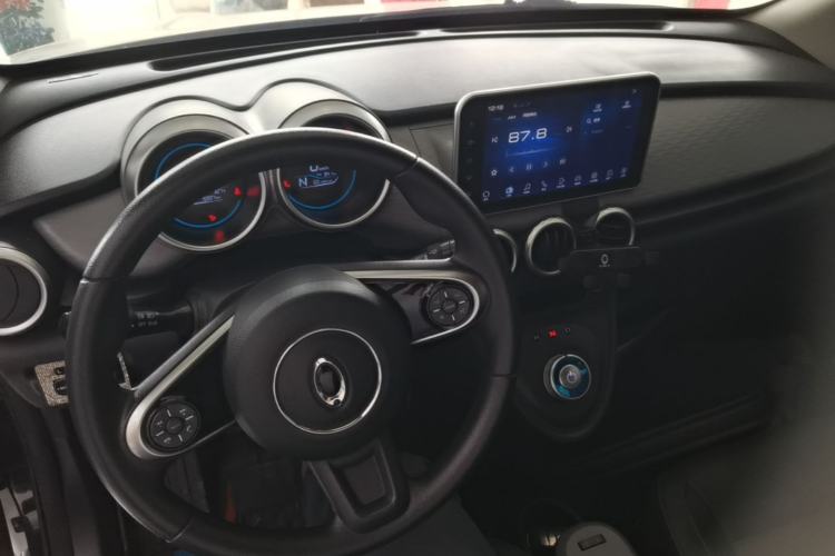 Used ORA Black Cat 2021 351 km Standard Version Center Console
