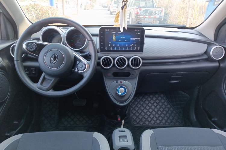 Used ORA Black Cat 2021 405 km Long-Range Version Center Console