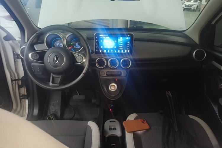 Used ORA Black Cat 2021 351 km Standard Version Center Console