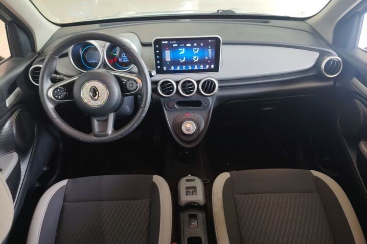 Used ORA Black Cat 2021 351 km Luxury Version Center Console