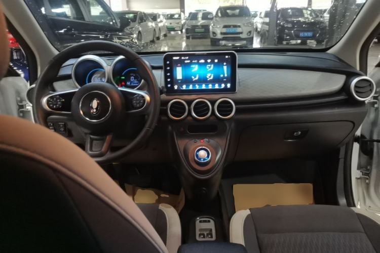 Used ORA Black Cat 2021 301km Cute Pet Edition Center Console
