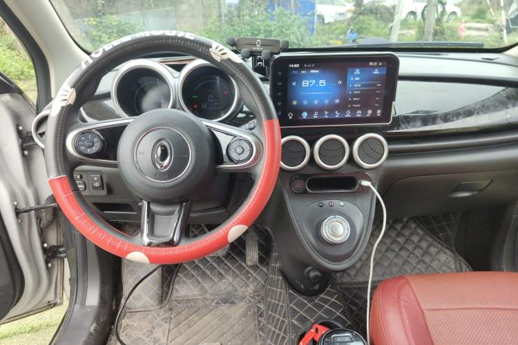 Used ORA Black Cat 2021 405 km Long-Range Version Center Console