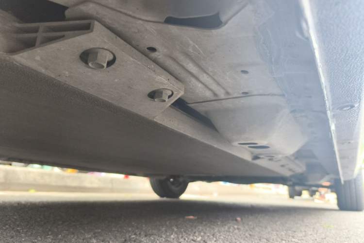 Used ORA Black Cat 2021 301 km Basic Version Chassis Rear Right