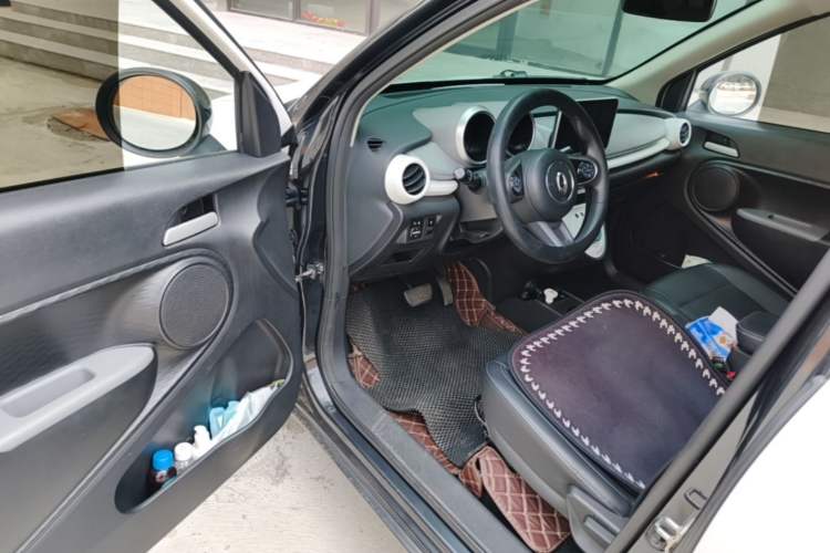 Used ORA Black Cat 2021 351 km Standard Version Driver Seat