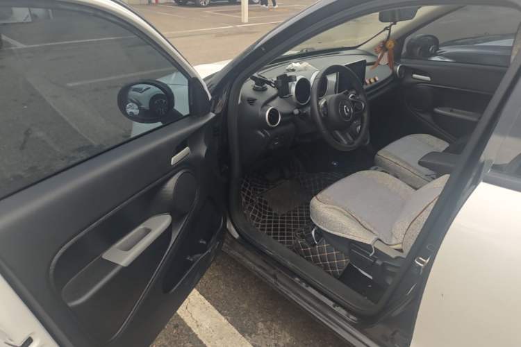 Used ORA Black Cat 2021 351 km Luxury Version Driver Seat