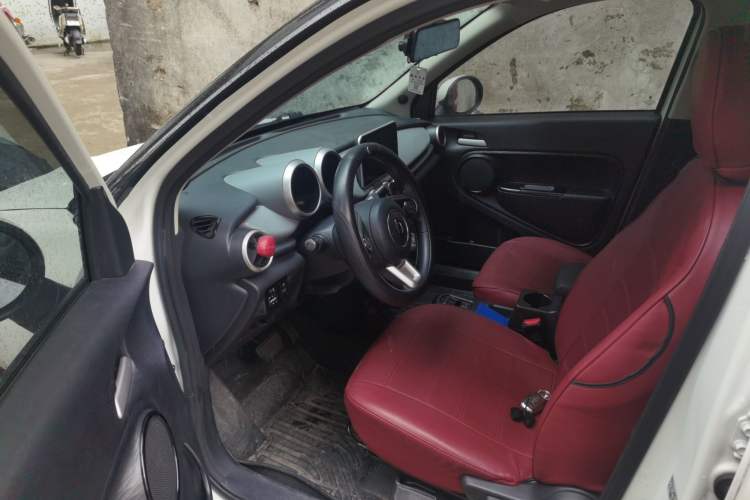 Used ORA Black Cat 2021 301km Cute Pet Edition Driver Seat
