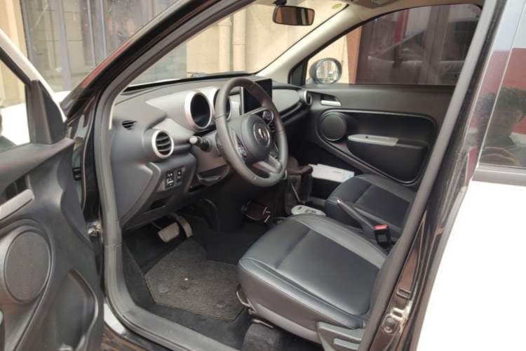 Used ORA Black Cat 2021 351 km Standard Version Driver Seat