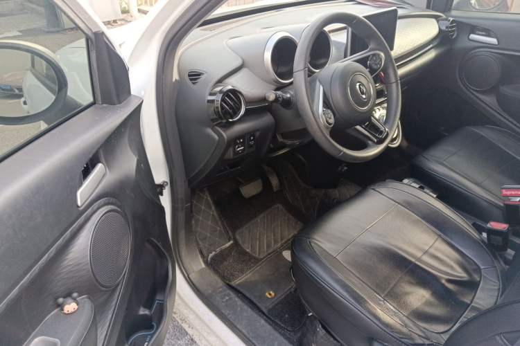 Used ORA Black Cat 2021 301km Cute Pet Edition Driver Seat