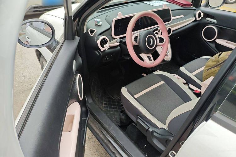 Used ORA Black Cat 2021 351 km Luxury Version Driver Seat