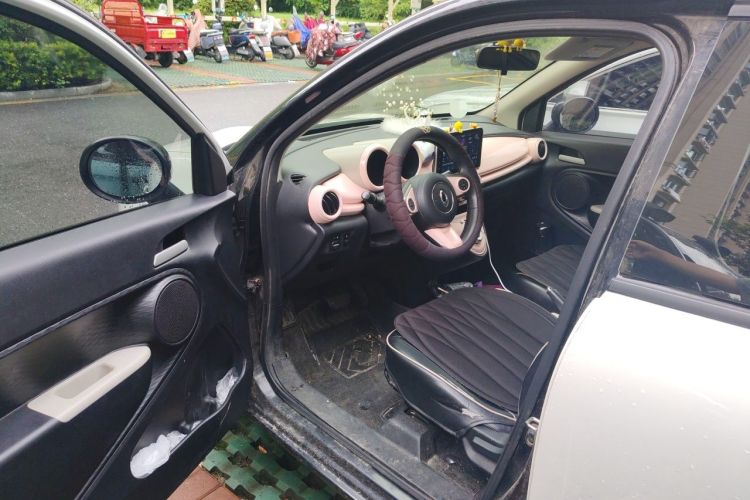 Used ORA Black Cat 2021 351 km Standard Version Driver Seat