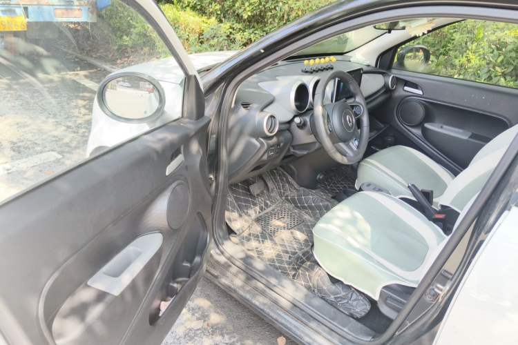 Used ORA Black Cat 2021 351 km Standard Version Driver Seat
