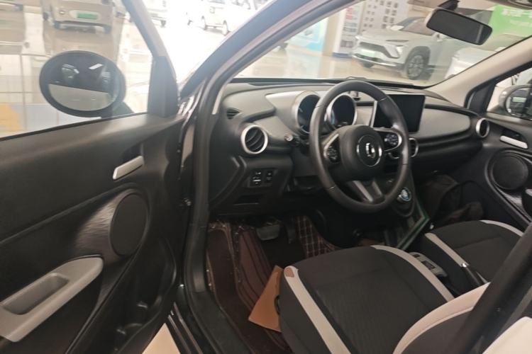 Used ORA Black Cat 2021 301 km Basic Version Driver Seat