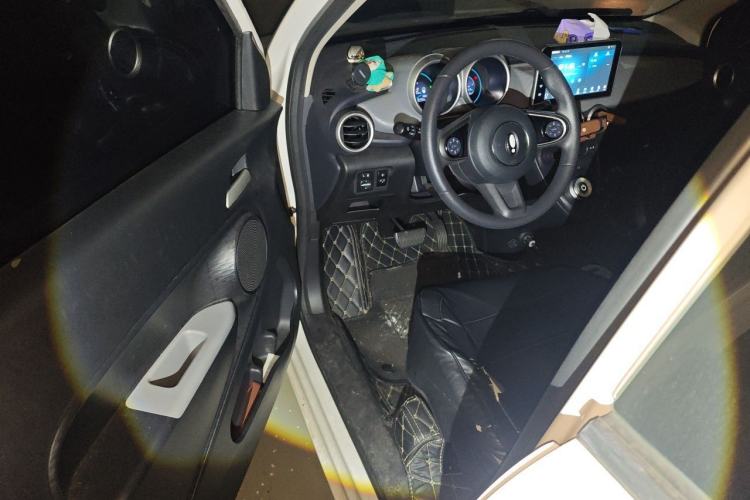 Used ORA Black Cat 2021 301km Cute Pet Edition Driver Seat