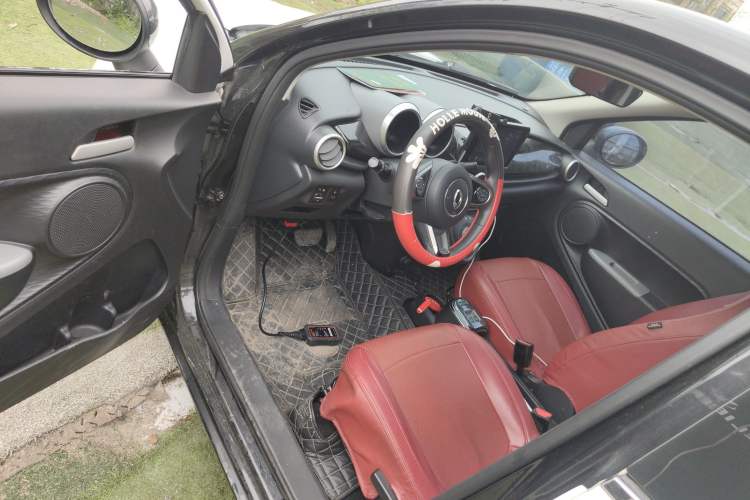 Used ORA Black Cat 2021 405 km Long-Range Version Driver Seat