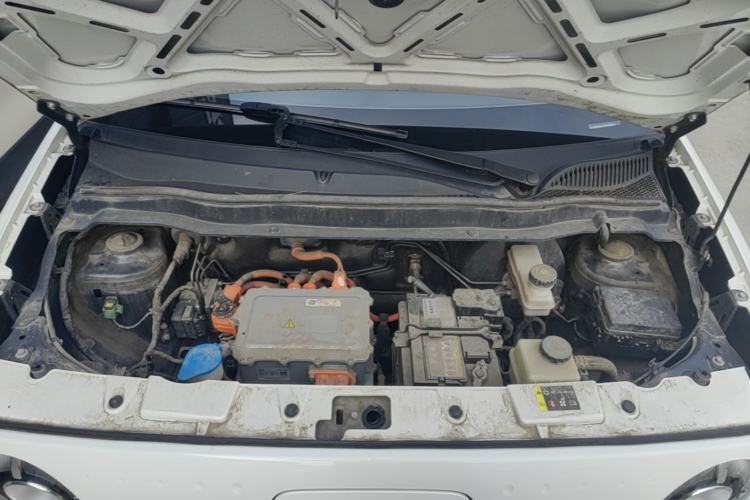 Used ORA Black Cat 2021 301 km Basic Version Engine Bay