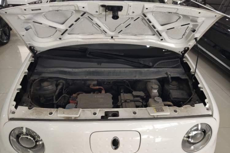 Used ORA Black Cat 2021 351 km Standard Version Engine Bay
