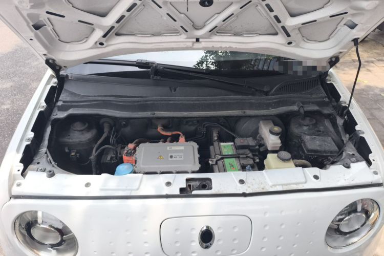 Used ORA Black Cat 2021 301 km Basic Version Engine Bay