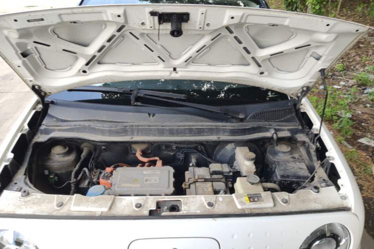 Used ORA Black Cat 2021 301 km Basic Version Engine Bay