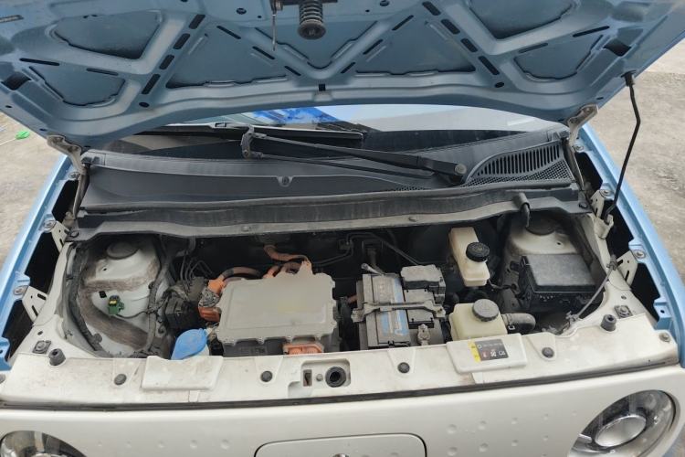 Used ORA Black Cat 2021 301 km Basic Version Engine Bay